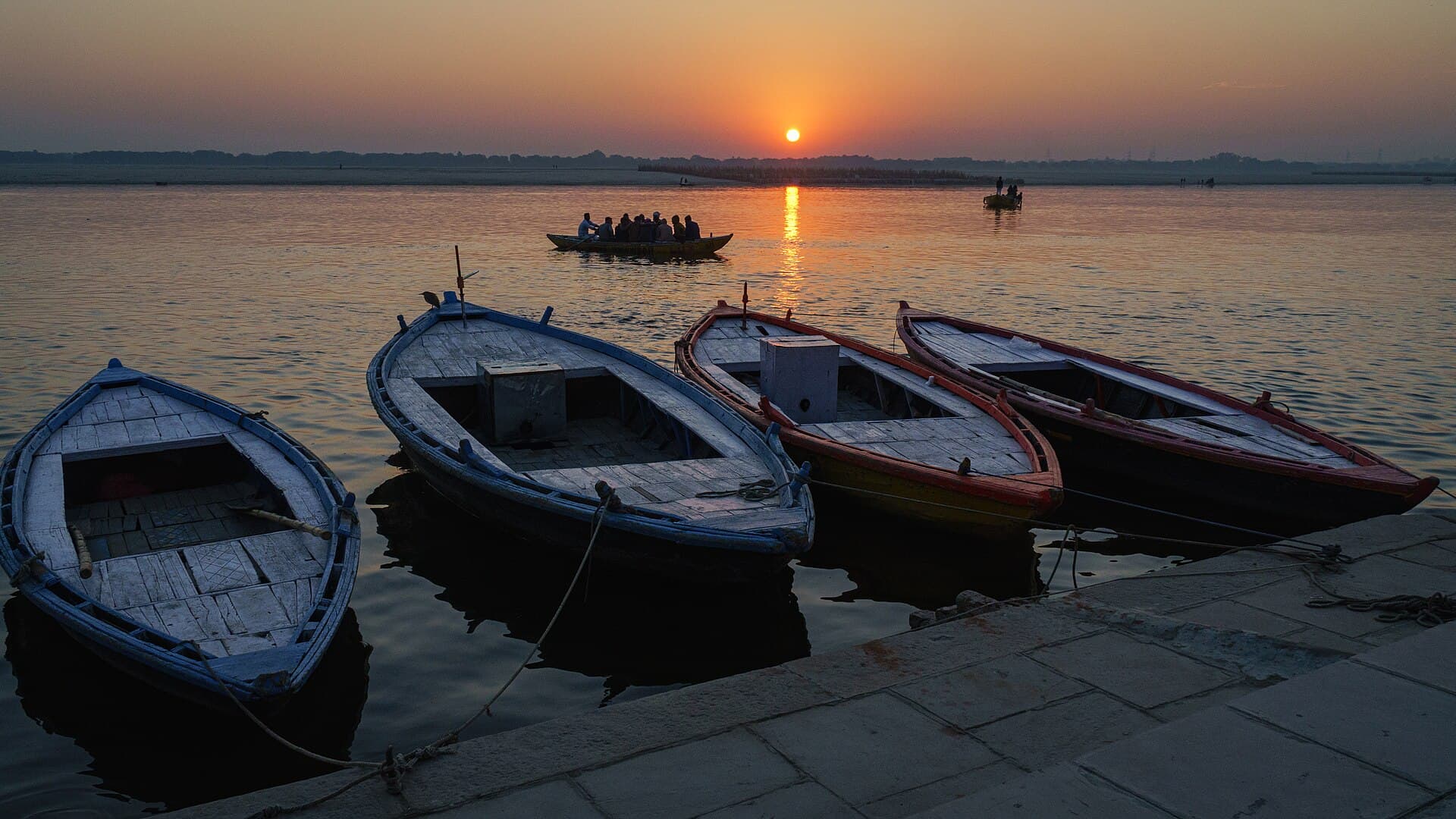 Sunrise on the Ganga
